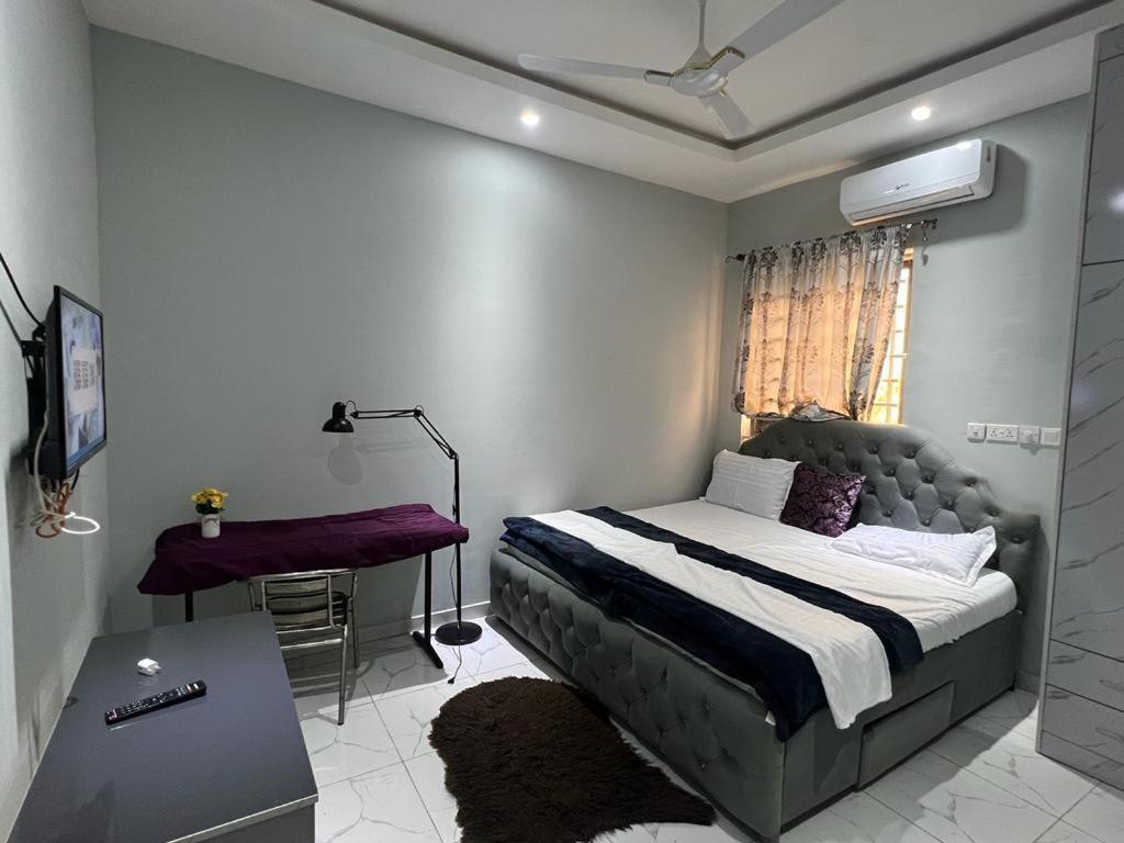 Fowaa Lux Bed & Breakfast Tema Dış mekan fotoğraf