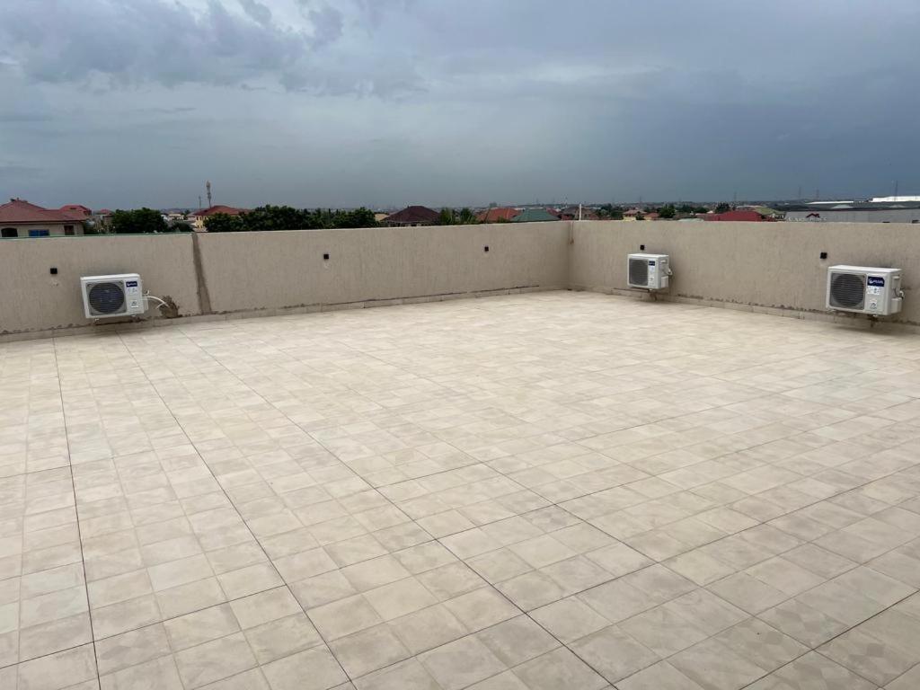 Fowaa Lux Bed & Breakfast Tema Dış mekan fotoğraf
